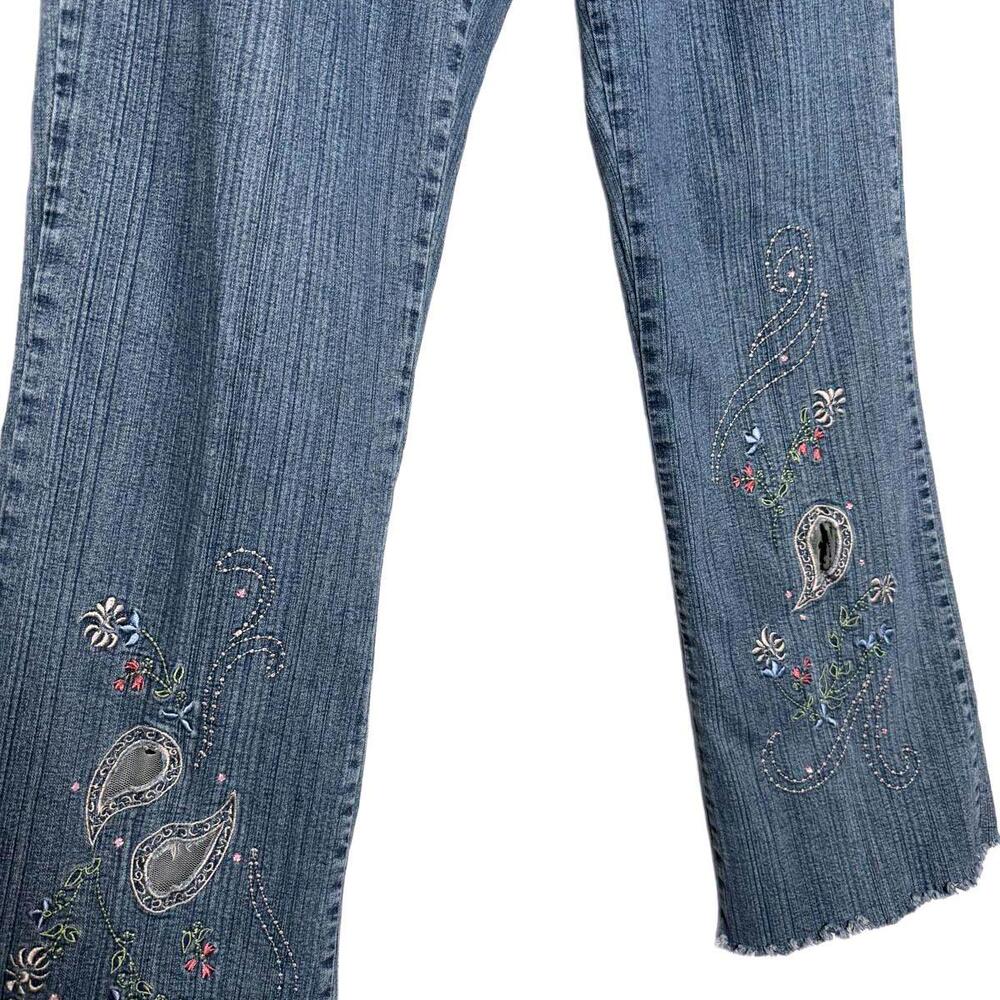 Vintage Y2K Embroidered Flare leg Jeans - Picture 5 of 6